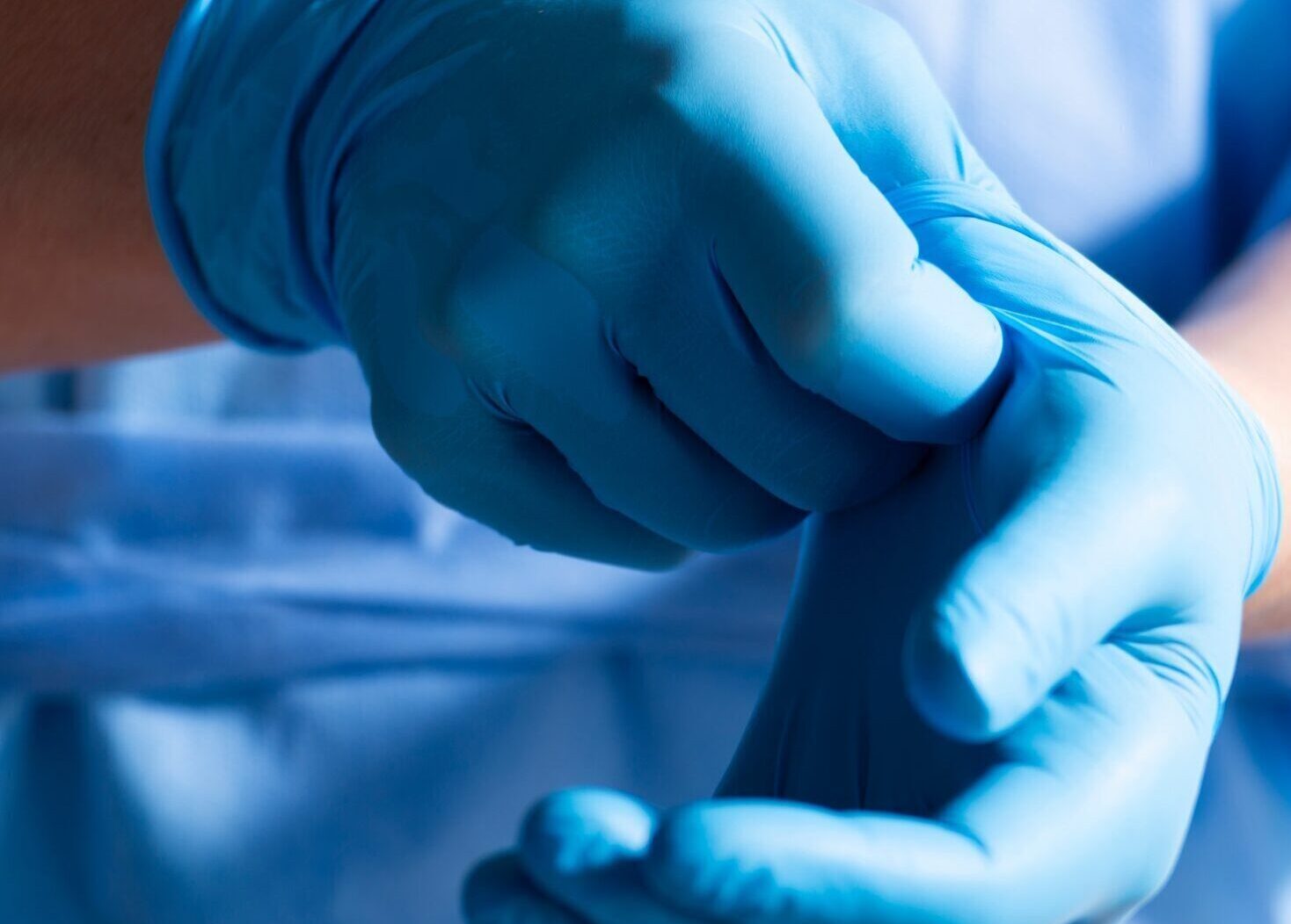 Healthcare,Professional,Donning,Blue,Medical,Gloves